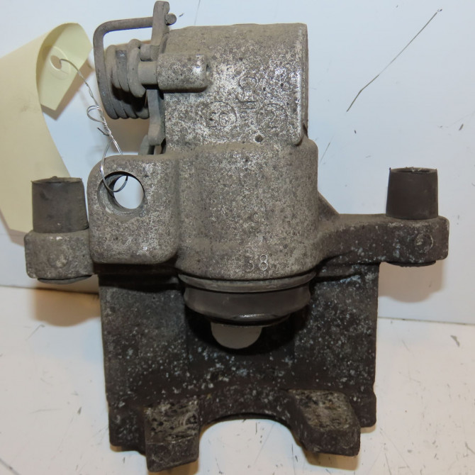 Etrier de frein arrière droit occasion RENAULT ESPACE IV Phase 2 03-2006->07-2012 2.0 DCI 150ch 7701049109 2