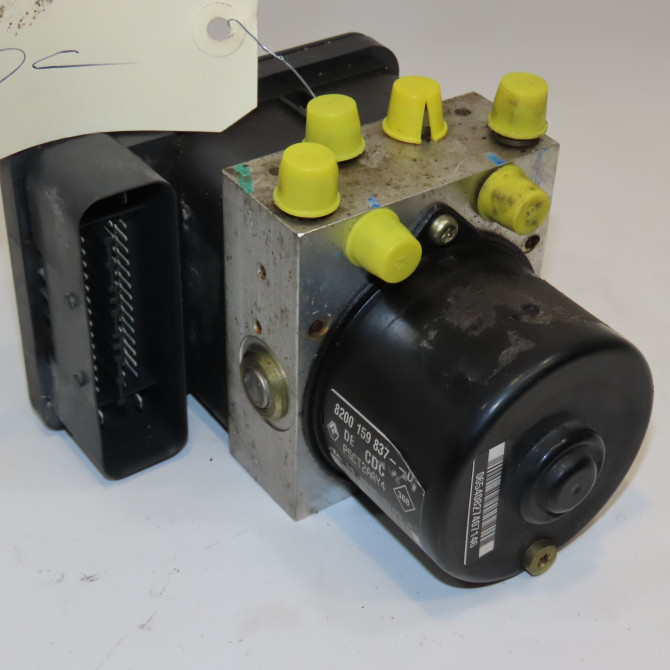 Unité hydraulique ABS occasion RENAULT LAGUNA II Phase 1 11-2000->03-2005 1.9 DCI 120ch 7701208531 4