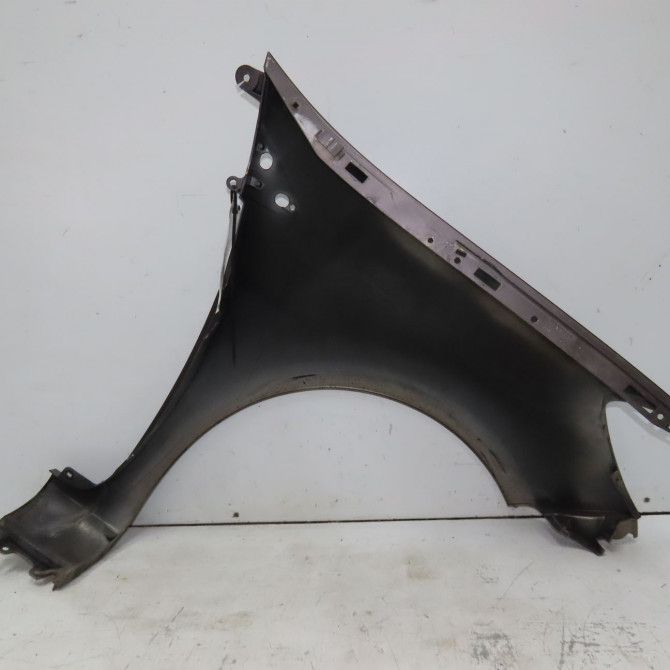 Aile avant gauche occasion RENAULT CLIO III Phase 2 03-2009->12-2014 1.5 DCI 85ch 7701476104 2