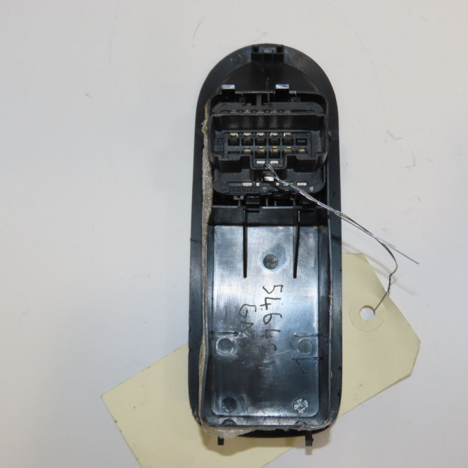 Commande lève-glace porte avant gauche occasion RENAULT MEGANE II Phase 2 01-2006->06-2009 1.6i 16v 110ch 8200315044 2