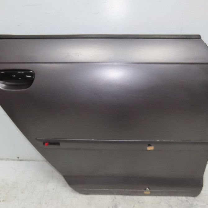 Porte arrière droite occasion AUDI A3 II Phase 1 06-2003->06-2008 2.0 TDi 140ch 8P4833052A 1