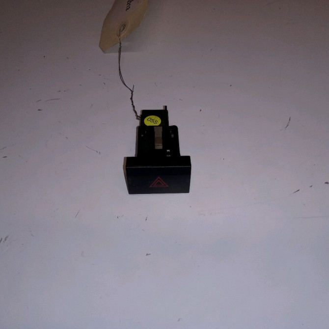 Bouton de warning occasion VOLKSWAGEN POLO V POLO V Phase 1 2009-09-01->2014-05-31 1.6 TDI 75ch 6R0953509B 1