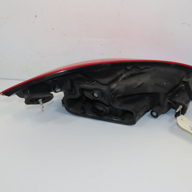 Feu arrière droit occasion RENAULT MEGANE III Phase 1 11-2008->01-2012 1.6i 16v 110ch 265500008R 2