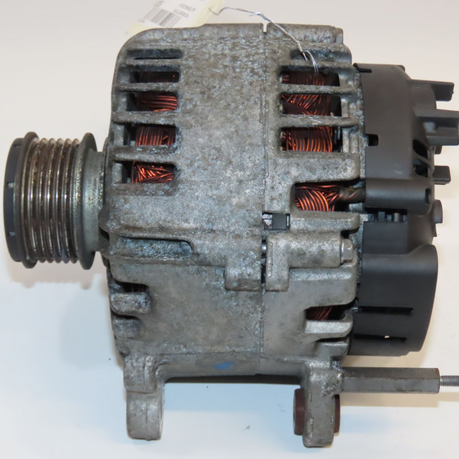 Alternateur occasion VOLKSWAGEN POLO V POLO V Phase 1 2009-09-01->2014-05-31 1.6 TDI 90 6F903023F 4