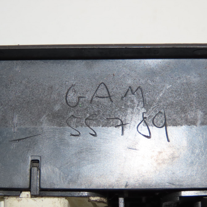 Commande lève-glace porte avant gauche occasion RENAULT LAGUNA II Phase 1 11-2000->03-2005 1.9 DCI 110ch 8200315044 3