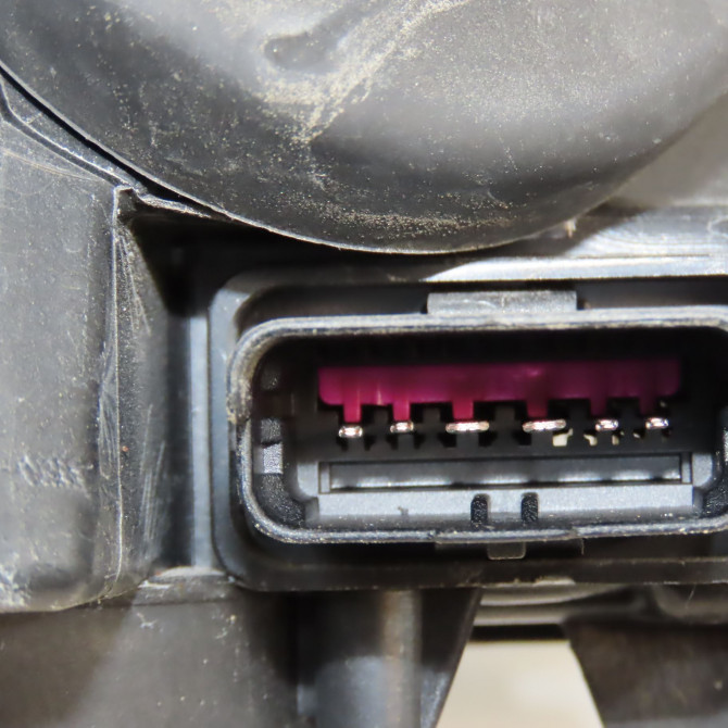 Phare gauche occasion RENAULT MEGANE III Phase 1 11-2008->01-2012 1.5 DCI 105ch 260609764R 3