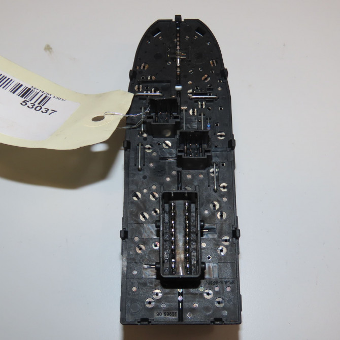 Commande lève-glace porte avant gauche occasion PEUGEOT 406 Phase 2 04-1999->04-2004 1.8i 16v 6554CF 2