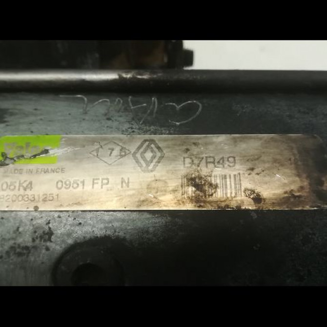 Démarreur occasion RENAULT SCENIC II Phase 1 03-2004->09-2006 1.9 DCI 120ch 8200628426 4