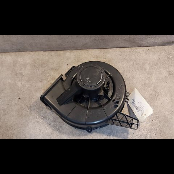 Ventilateur de chauffage occasion SKODA FABIA II Phase 1 05-2007->03-2010 1.4 TDI 80ch 6R1819015A 2
