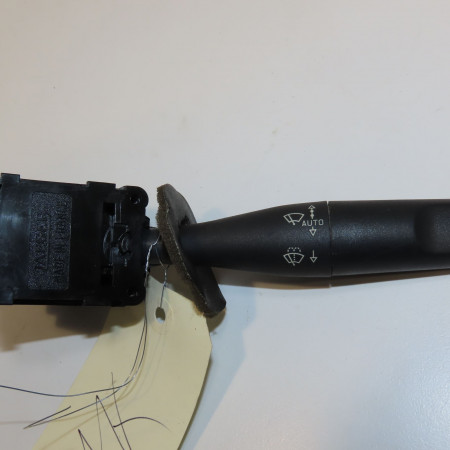 Commande essuie glace occasion PEUGEOT 306 Phase 2 04-1997->03-2002 1.9 TD 6239J8