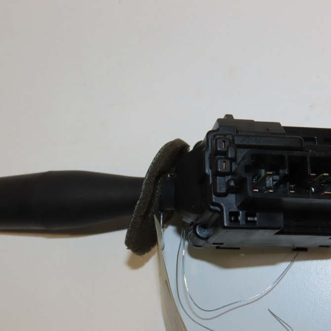 Commande essuie glace occasion PEUGEOT 306 Phase 2 04-1997->03-2002 1.9 TD 6239J8 2