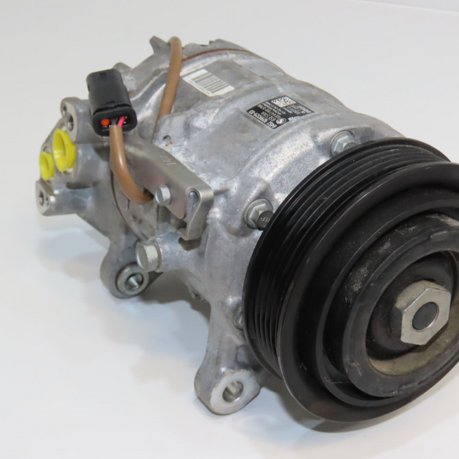 Compresseur air conditionne occasion 1