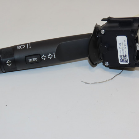 <span class="tt">Commande clignotant occasion  </span><span class="designation"> </span>