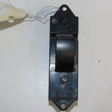 Commande leve-glace porte arrière droite occasion PEUGEOT 4007 Phase 1 07-2007->03-2013 2.2 HDI 16v 6490T1