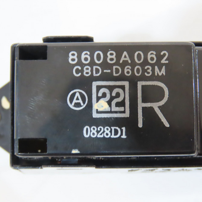 Commande leve-glace porte arrière droite occasion PEUGEOT 4007 Phase 1 07-2007->03-2013 2.2 HDI 16v 6490T1 6