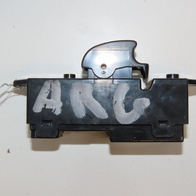 Commande leve-glace porte arrière gauche occasion PEUGEOT 4007 Phase 1 07-2007->03-2013 2.2 HDI 16v 6490T0 2