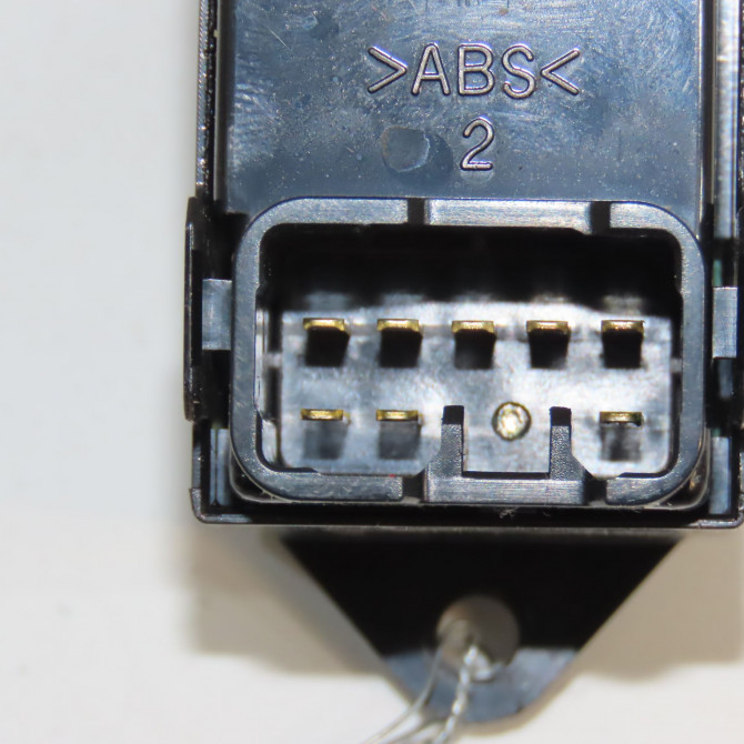 Commande leve-glace porte arrière gauche occasion PEUGEOT 4007 Phase 1 07-2007->03-2013 2.2 HDI 16v 6490T0 5