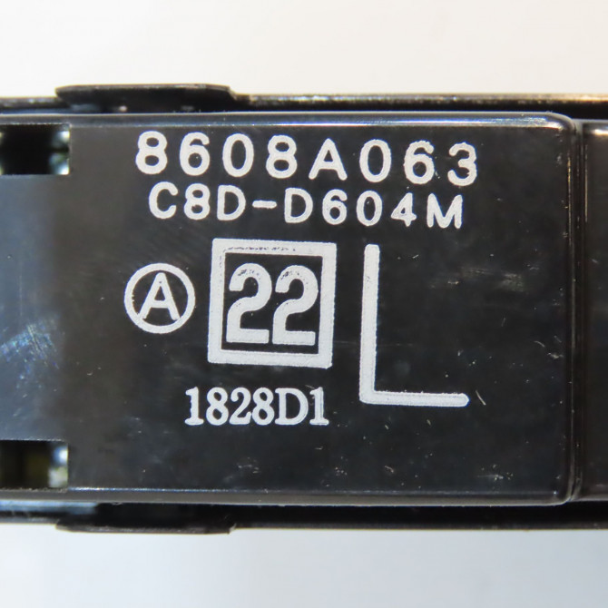 Commande leve-glace porte arrière gauche occasion PEUGEOT 4007 Phase 1 07-2007->03-2013 2.2 HDI 16v 6490T0 6