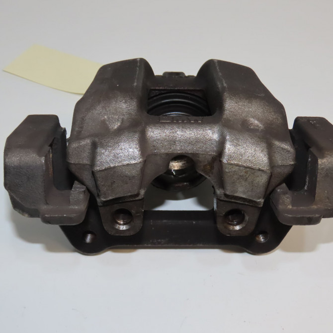 Etrier de frein avant gauche occasion  34116850969 2