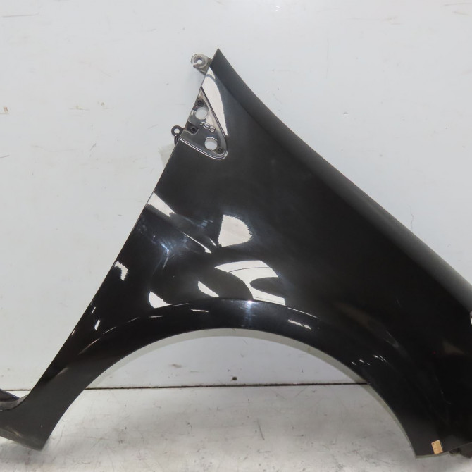 Aile avant droite occasion RENAULT CLIO III Phase 2 03-2009->12-2014 1.5 DCI 90ch 7701476105 1