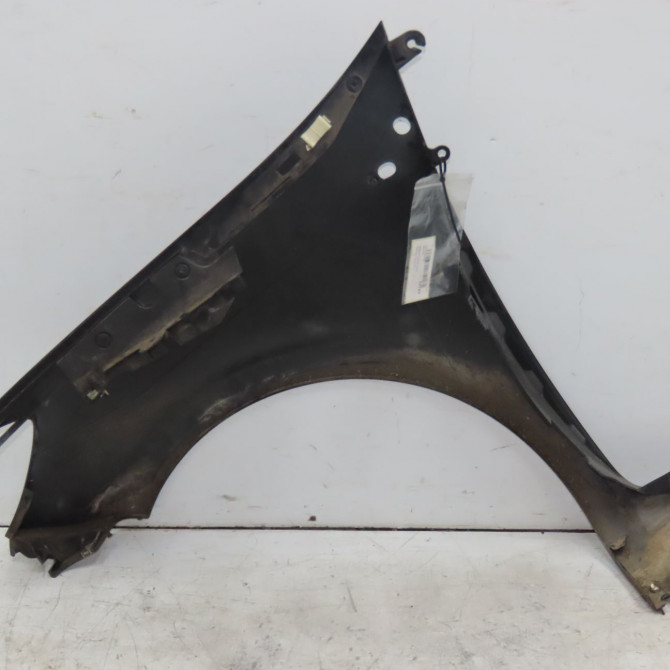 Aile avant droite occasion RENAULT CLIO III Phase 2 03-2009->12-2014 1.5 DCI 90ch 7701476105 2