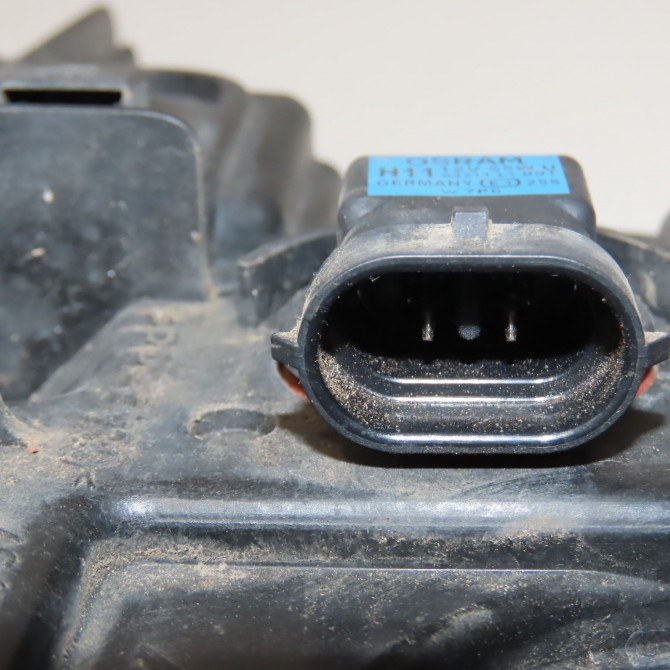 Phare antibrouillard avant gauche occasion PEUGEOT 407 Phase 1 04-2004->07-2008 1.6 HDI 16v 620836 3