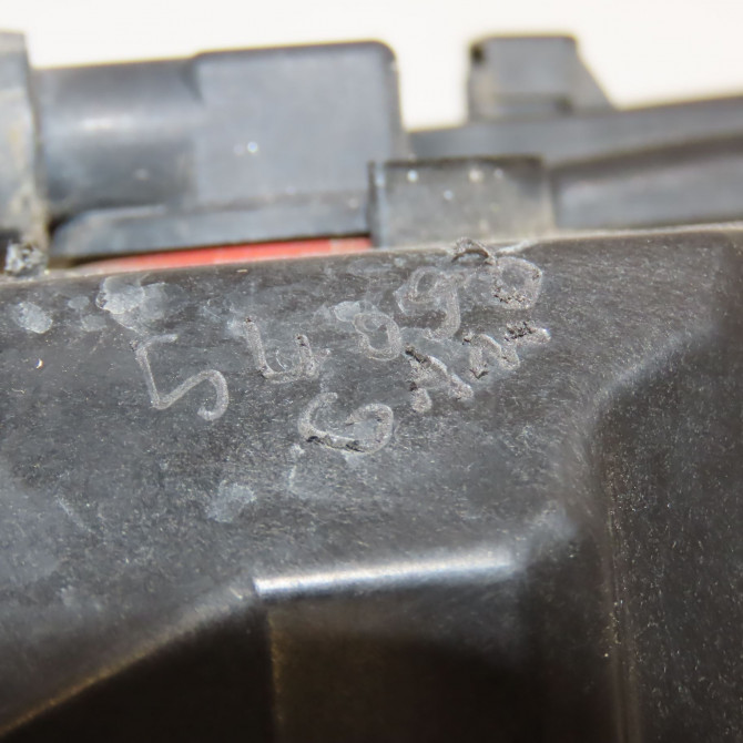 Phare antibrouillard avant gauche occasion PEUGEOT 407 Phase 1 04-2004->07-2008 1.6 HDI 16v 620836 5