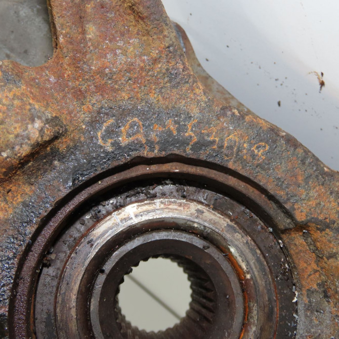 Moyeu avd occasion CITROEN C-CROSSER Phase 1 04-1995->04-1999 2.2 HDI 160ch 330791 3