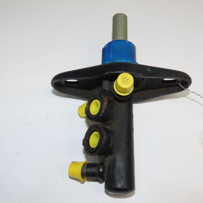 Maitre cylindre occasion FORD KA I Phase 1 10-1996->10-2008 1.3i 1028404 2