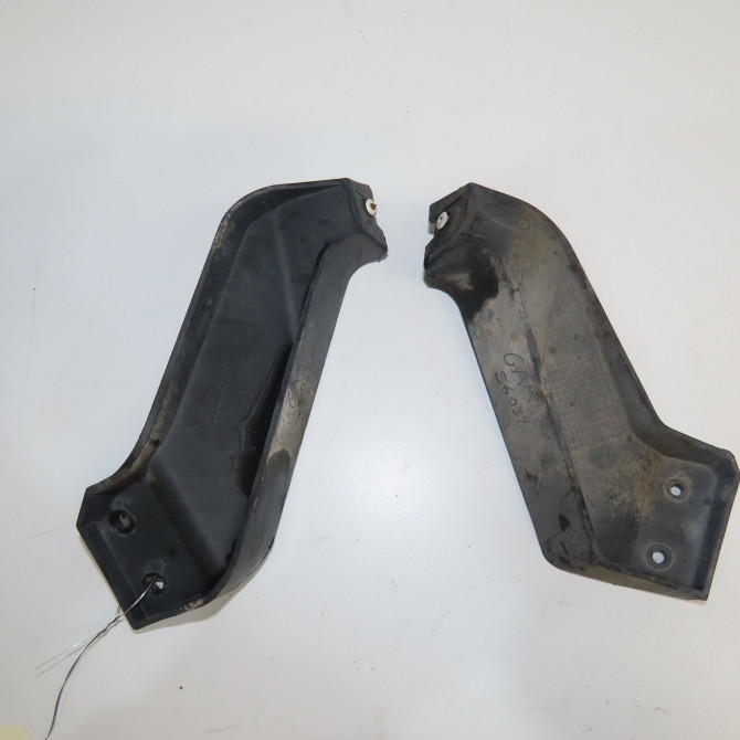 Renfort pare-choc arrière occasion FORD KA I Phase 1 10-1996->10-2008 1.3i 1137990 1