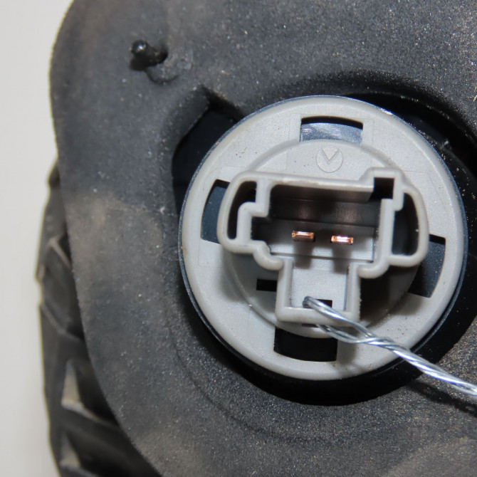 Feu arrière intérieur droit occasion PEUGEOT 4007 Phase 1 07-2007->03-2013 2.2 HDI 16v 6351EH 3