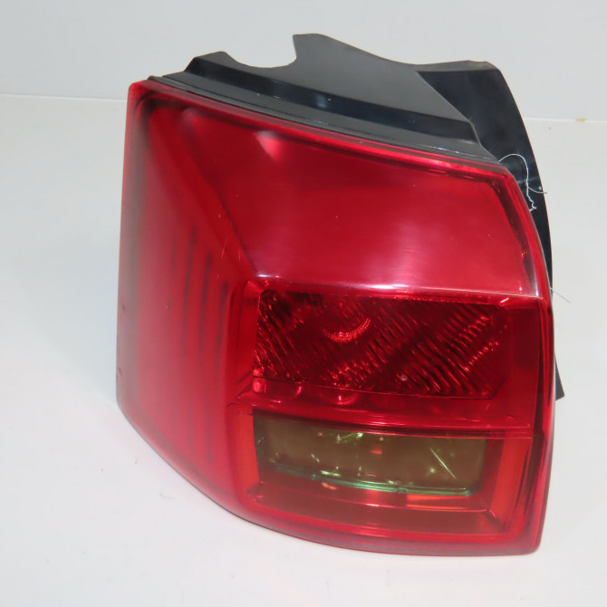 Feu arrière gauche occasion PEUGEOT 4007 Phase 1 07-2007->03-2013 2.2 HDI 16v 6350EG 1