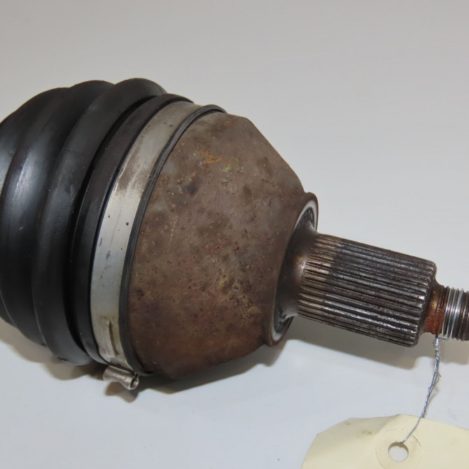 Transmission avant droite occasion VOLKSWAGEN POLO IV Phase 2 05-2005->09-2009 1.4 TDI 70ch 6Q0407272DM 2