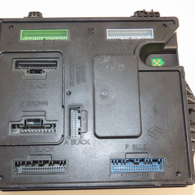 Calculateur moteur occasion RENAULT SCENIC III Phase 3 04-2013->... 1.5 DCI 110ch 237104833R 2