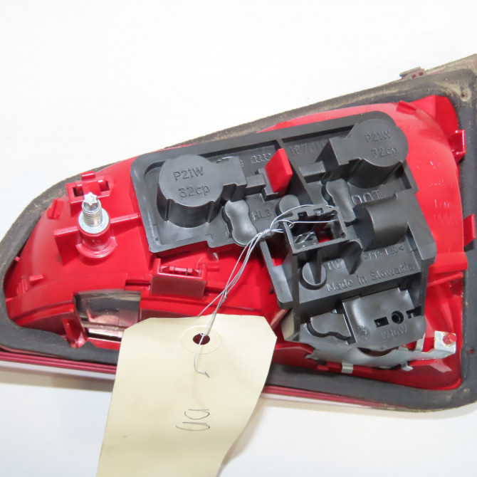Feu arrière interieur gauche occasion AUDI A4 III Phase 1 01-2008->10-2011 2.0 TDI 120ch 8K5945093D 2