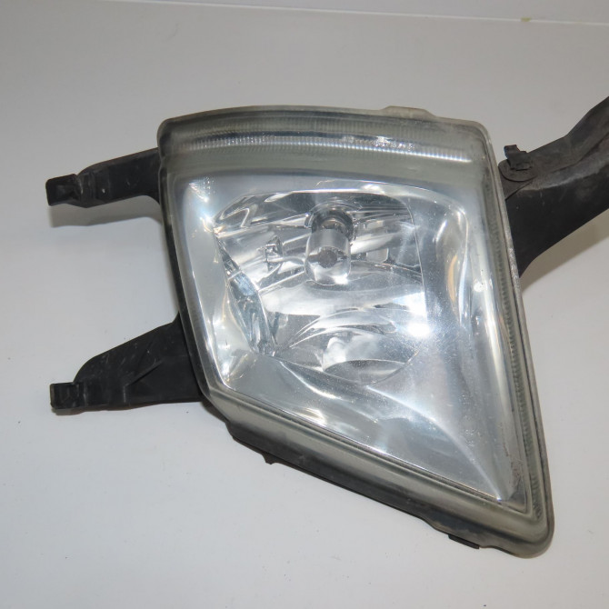 Phare antibrouillard avant gauche occasion PEUGEOT 407 Phase 1 04-2004->07-2008 2.0 HDI 136ch 620836 1