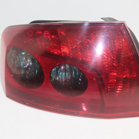 Feu arrière gauche occasion PEUGEOT 407 Phase 1 04-2004->07-2008 2.0 HDI 136ch 6350GC