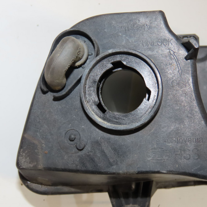 Phare antibrouillard avant gauche occasion VOLKSWAGEN POLO V POLO V Phase 1 2009-09-01->2014-05-31 1.6 TDI 90 6R0941061B 3