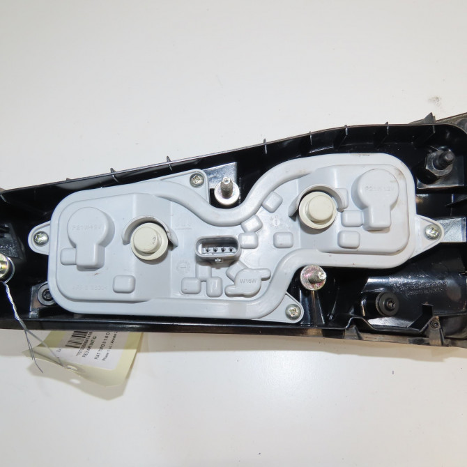 Feu arrière interieur gauche occasion FIAT TIPO II Phase 1 12-2015->... 1.6 D 120ch 52093919 2