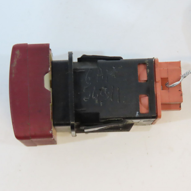 Bouton de warning occasion CITROEN BERLINGO II Phase 1 05-2008->01-2012 1.6 HDI 16v 75ch 6990L2 4