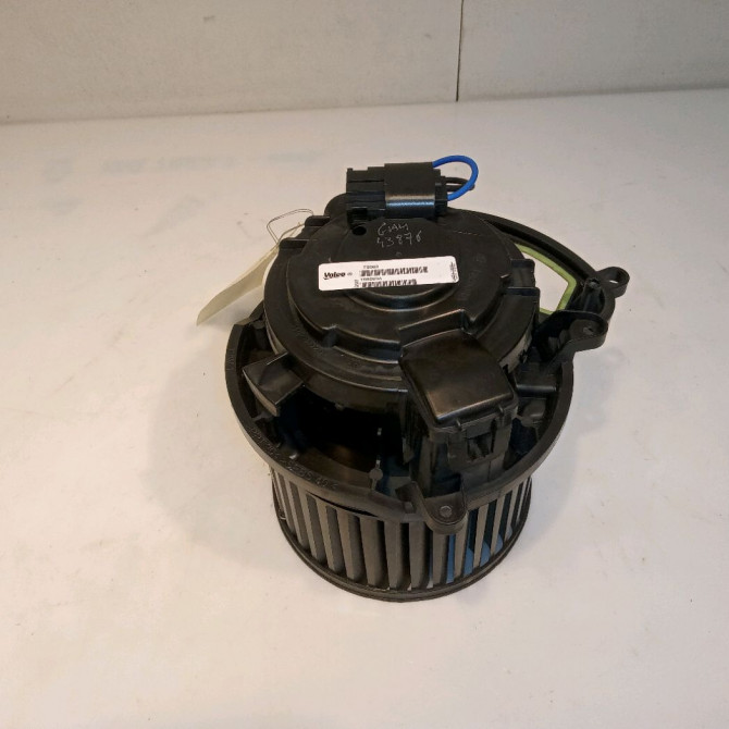 Ventilateur de chauffage occasion RENAULT MEGANE IV Phase 1 12-2015->... 1.5 DCi 115ch 272103243R 1