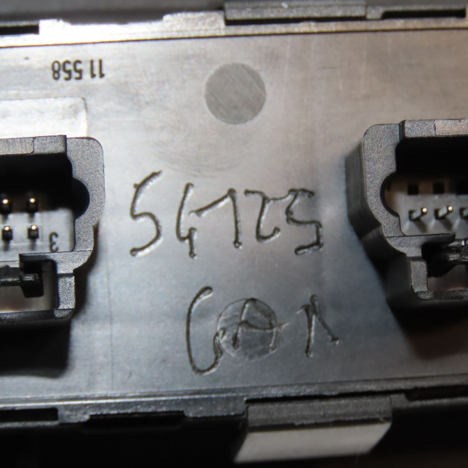 Commande lève-glace porte avant gauche occasion PEUGEOT 807 Phase 1 06-2002->12-2014 2.0 HDI 110ch 6554CJ 5