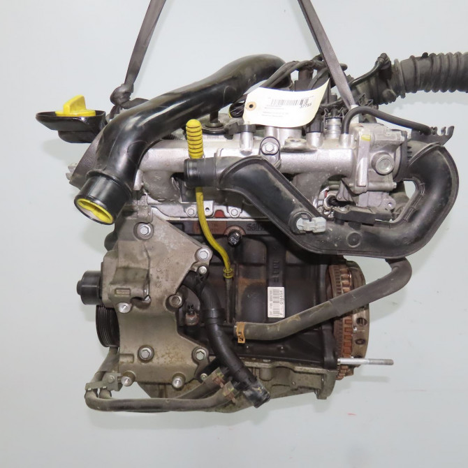 Moteur essence occasion RENAULT CLIO III Phase 2 03-2009->12-2014 1.2i 16v 100ch 8201104739 1