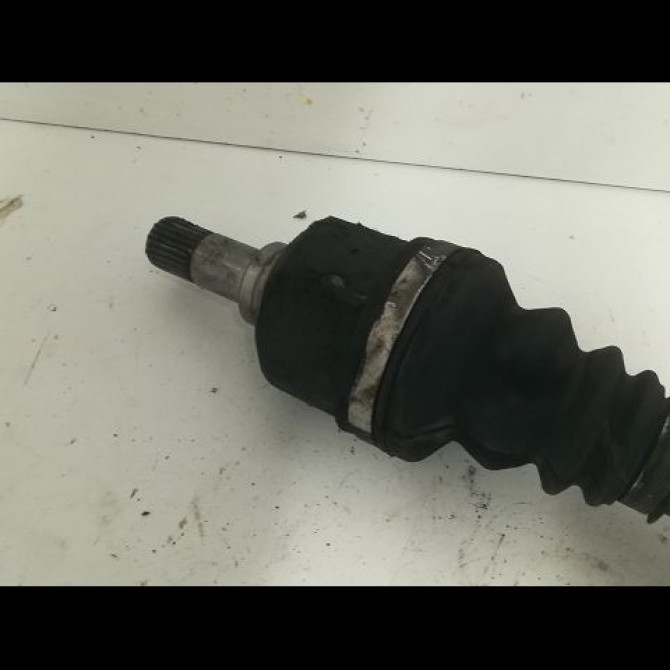 Transmission avant gauche occasion PEUGEOT 307 Phase 2 06-2005->03-2008 1.6 HDI 16v 90ch 3272LW 3