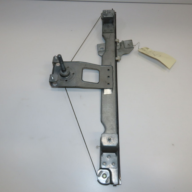 Mécanisme lève-glace avant gauche occasion DACIA SANDERO I Phase 1 06-2008->10-2012 1.4 MPI 75ch 8200733826 1