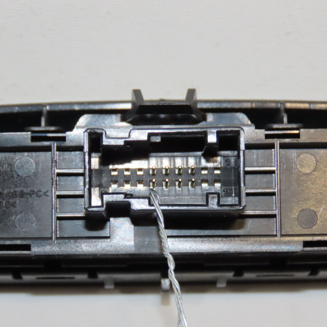 Bouton de warning occasion PEUGEOT 308 I Phase 1 09-2007->03-2011 1.6 HDI 16v 90ch 649014 3