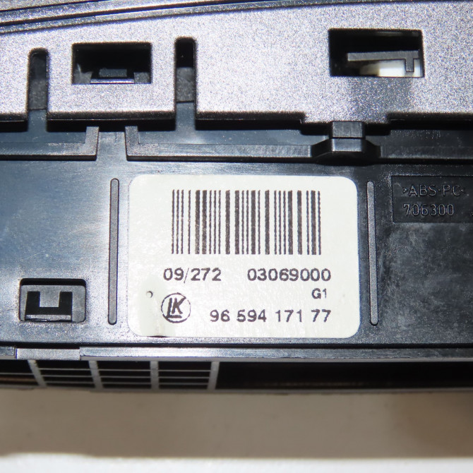 Bouton de warning occasion PEUGEOT 308 I Phase 1 09-2007->03-2011 1.6 HDI 16v 90ch 649014 4