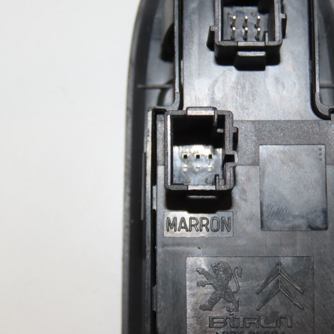 Commande lève-glace porte avant gauche occasion PEUGEOT 308 I Phase 1 09-2007->03-2011 1.6 HDI 16v 90ch 649026 4