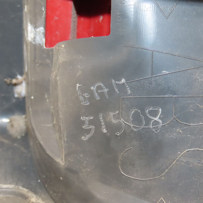 Feu arrière gauche occasion RENAULT TRAFIC II Phase 2 08-2006->... 2.0 DCI 90ch 8200415250 4