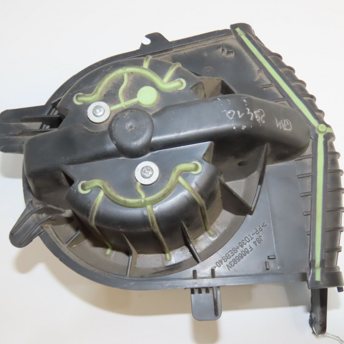 Ventilateur de chauffage occasion RENAULT SCENIC II Phase 1 03-2004->09-2006 1.9 DCI 125ch 7701056598 3